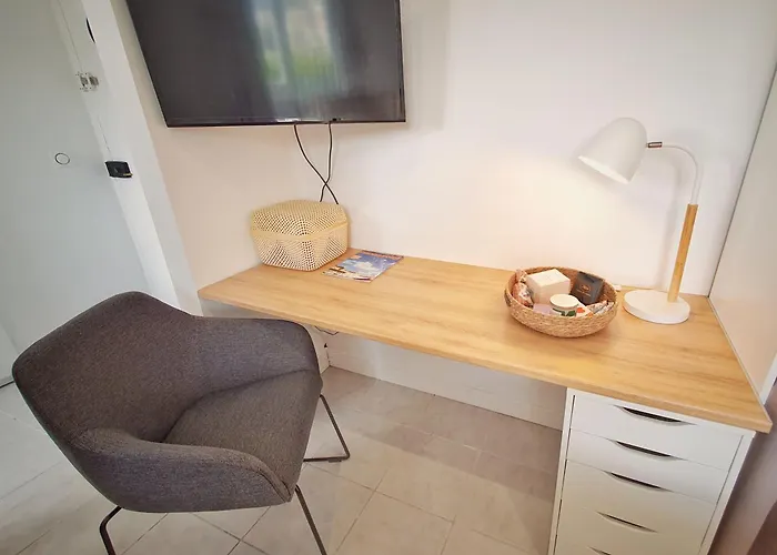 Hyper Centre - A Pied * Cannes