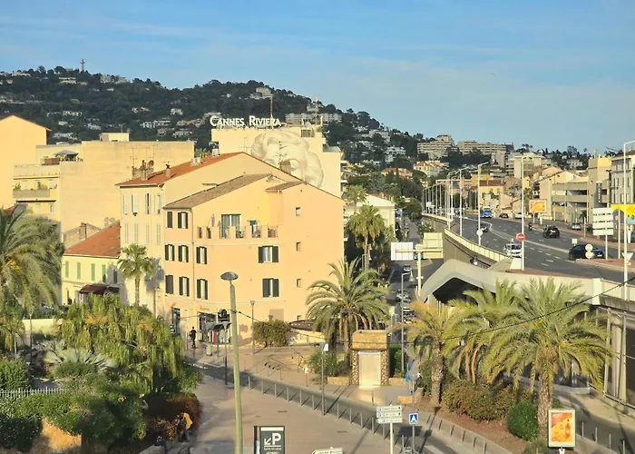 Hyper Centre - A Pied Cannes