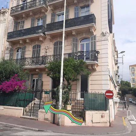 Cosy&lumineux *centre Cannes* *
